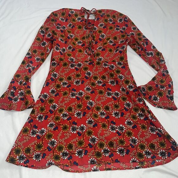 WAYF Medium Long Sleeve Tie Back Floral Dress Retro 70s Inspired - Picture 11 of 12